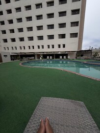 Pool Vibe