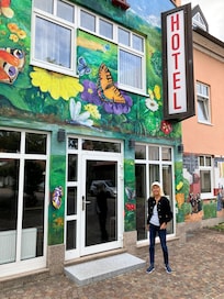 Fantastisk kunstnerhotell! Nydelige omgivelser!