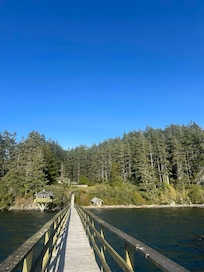 Private pier - look out for otters