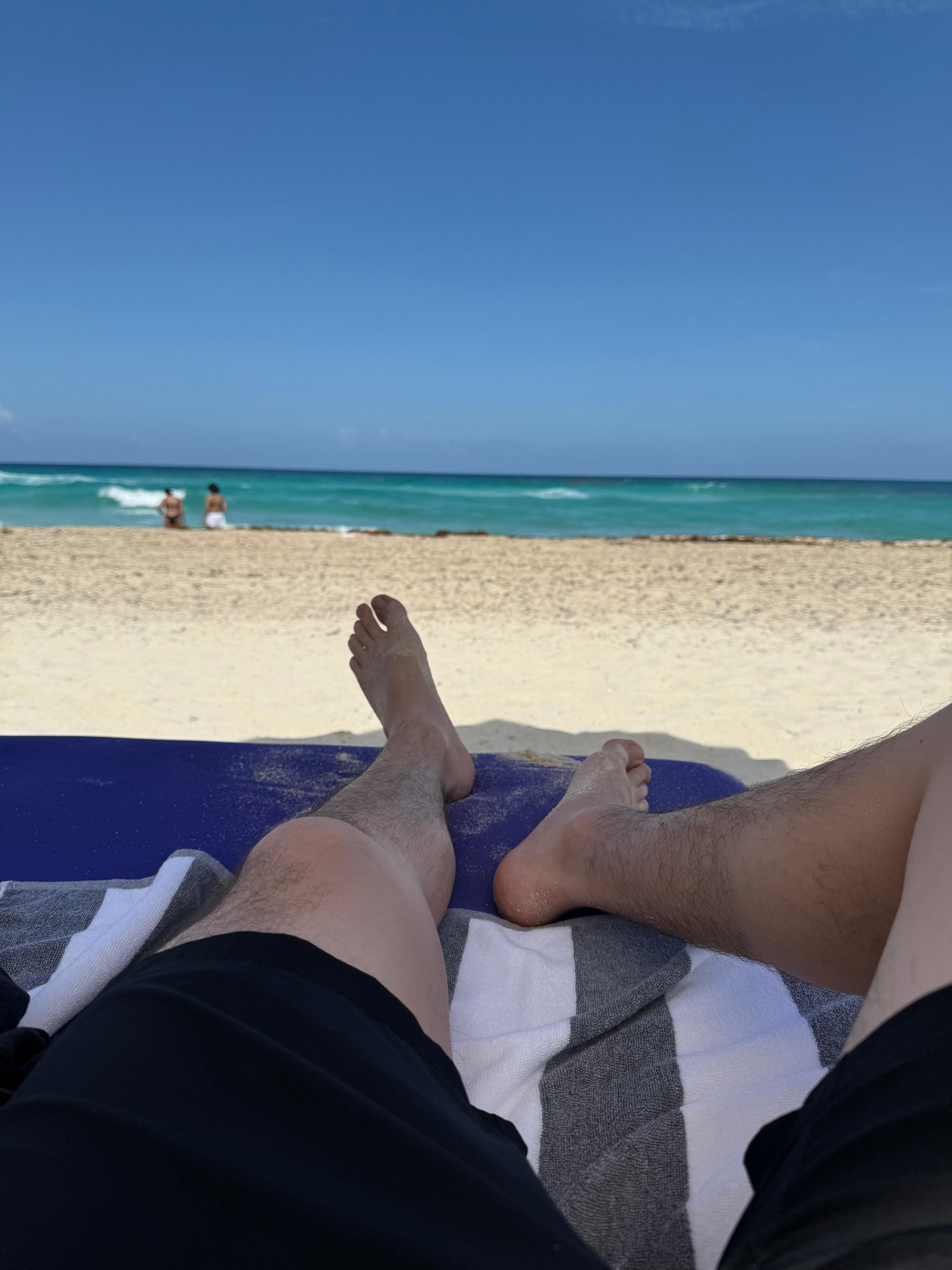 La playa los primeros dos dias estuvo limpia
