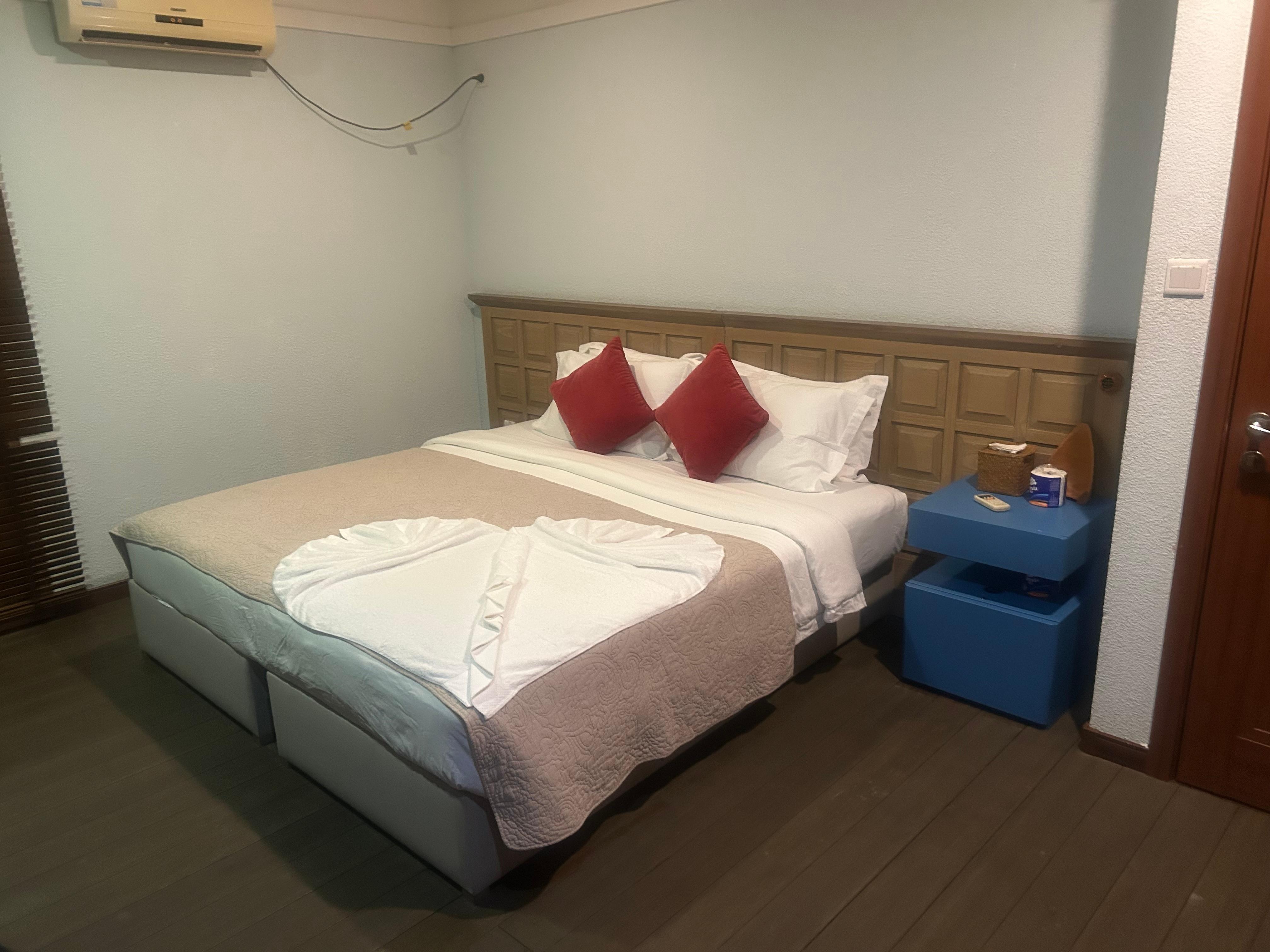 King bed