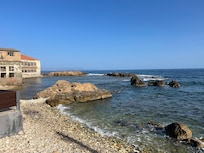 Coastline 50 feet from front door