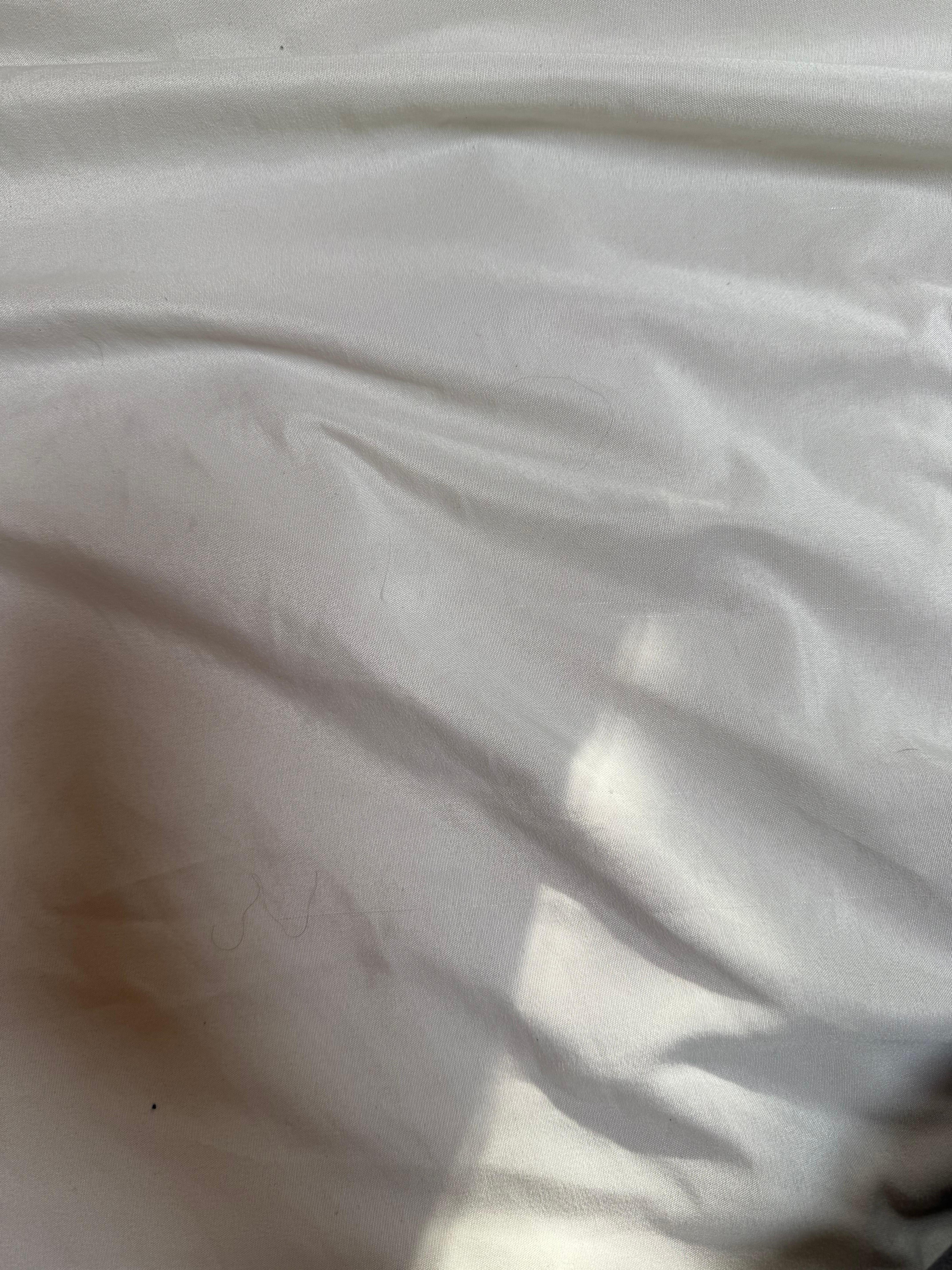 Random peoples hairs we found on our sheets (x2)