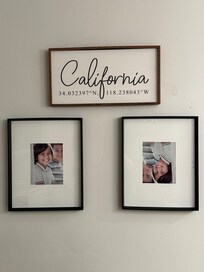 Decor in the dining room/kitchen gave us a giggle 😂