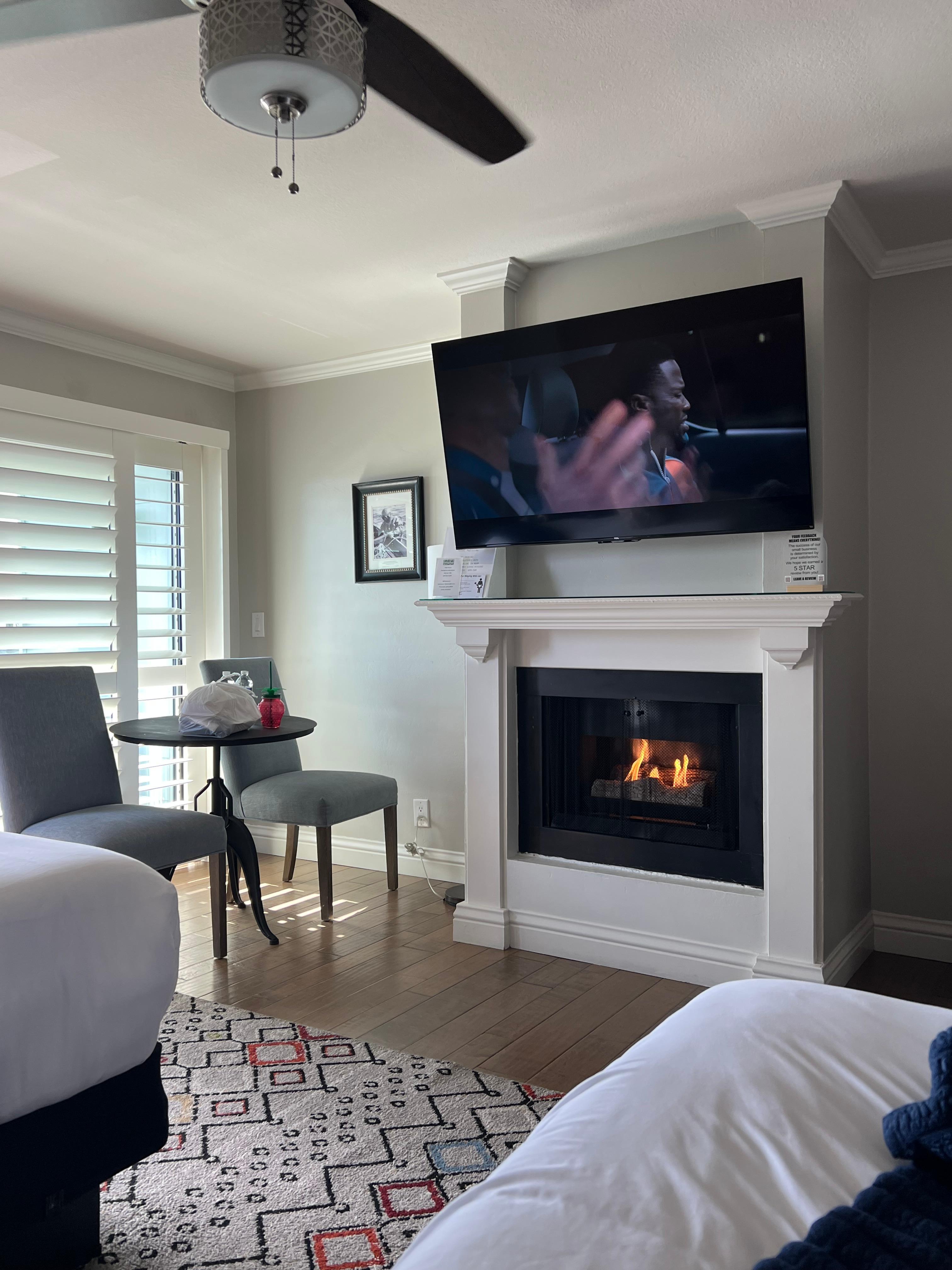 Fireplace was amazing & good quality TV & premium channels
