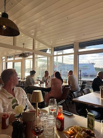 aftensmad i restauranten