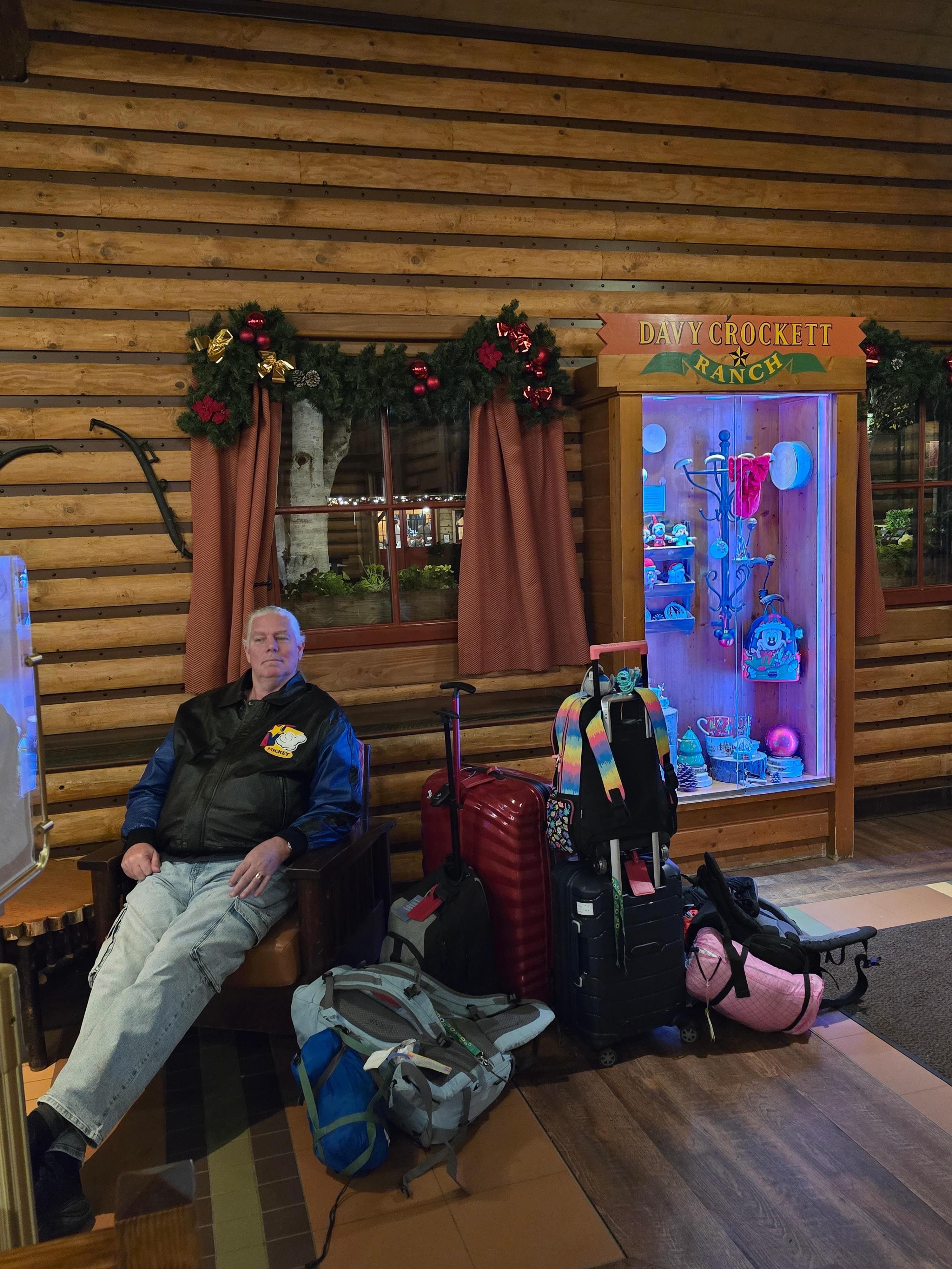 Happy to be at Disney Accomodation,  checking in. 