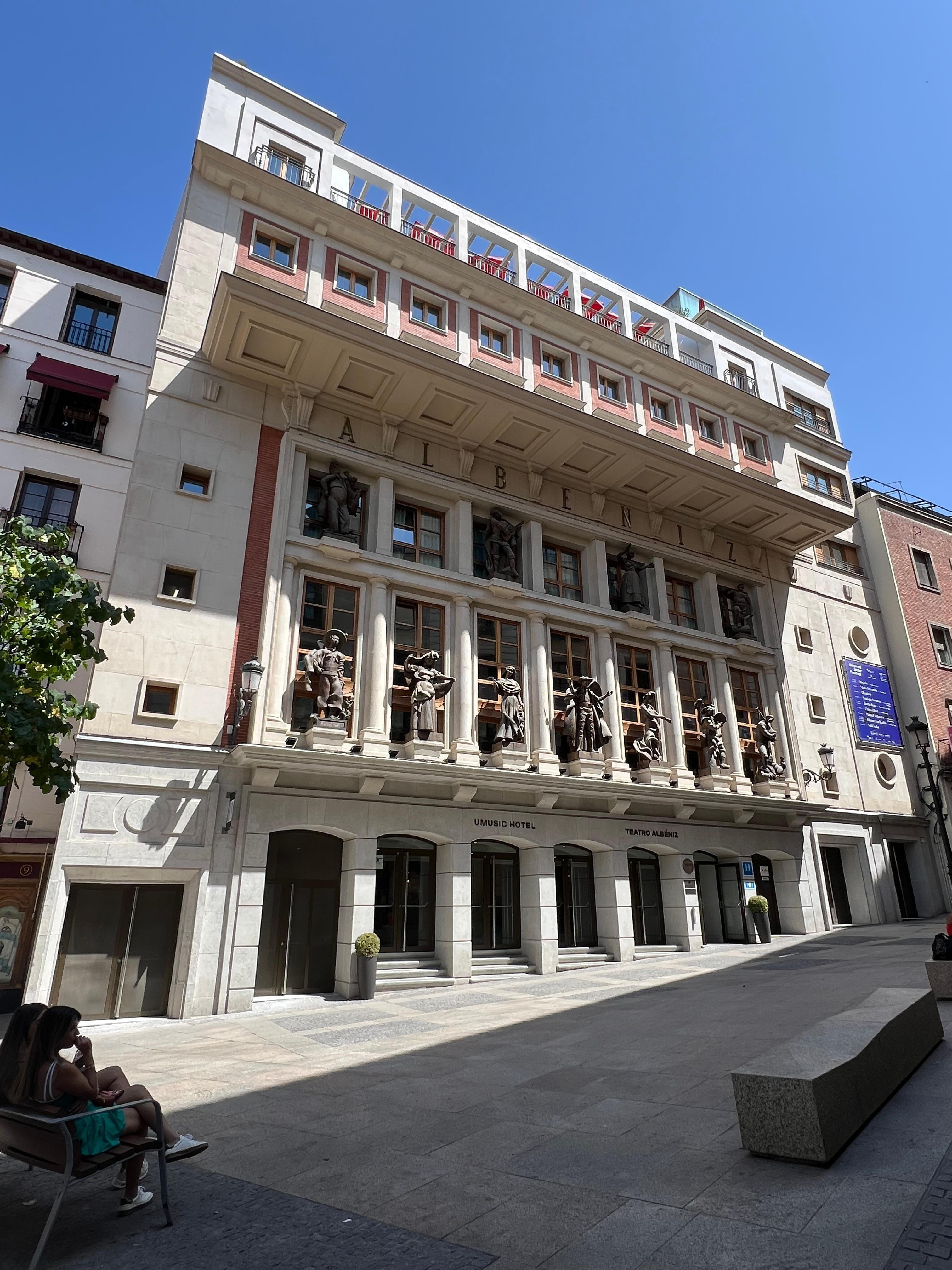 Hotelvorderseite