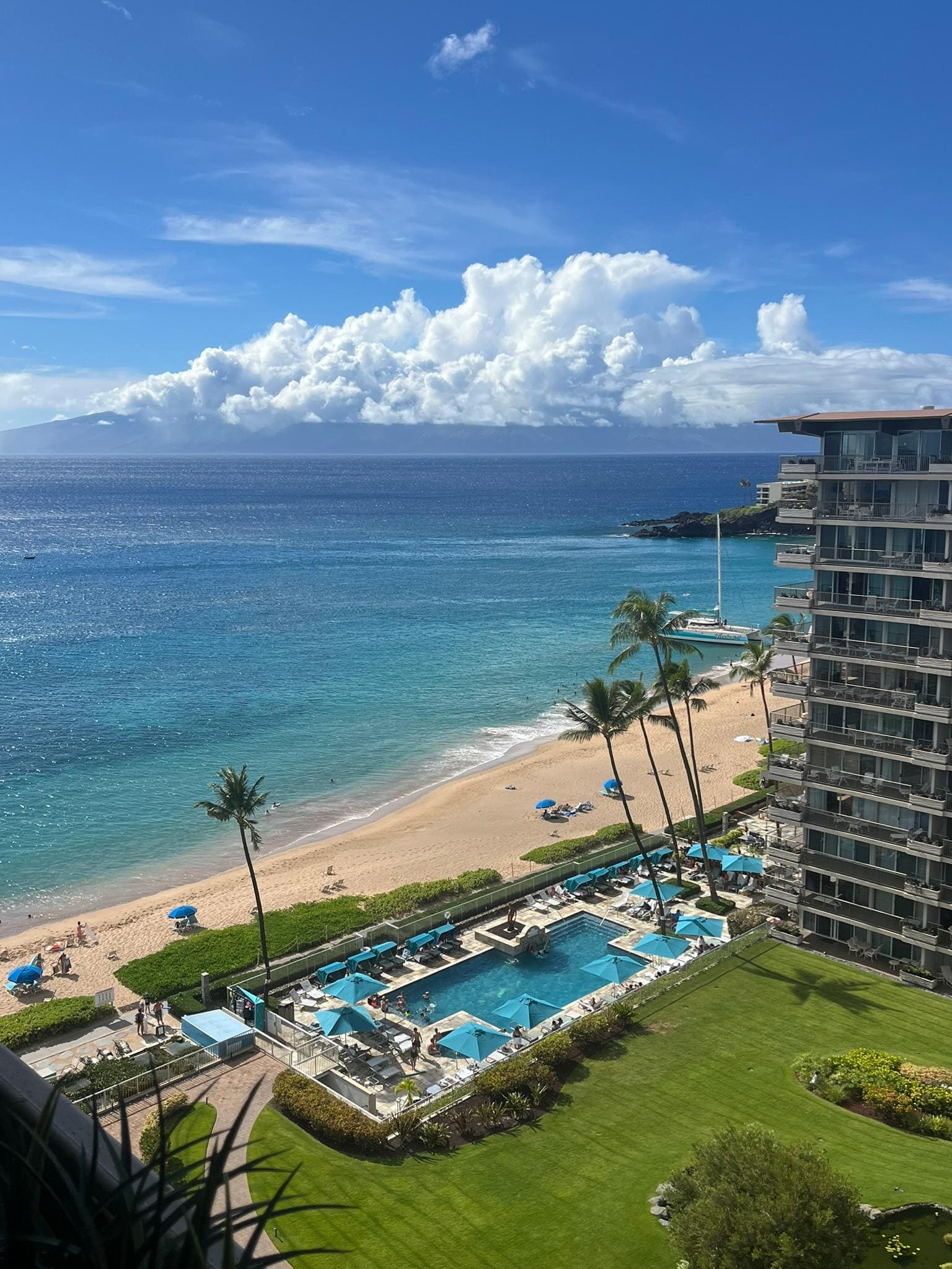 Whaler's pool with Black Rock in the background