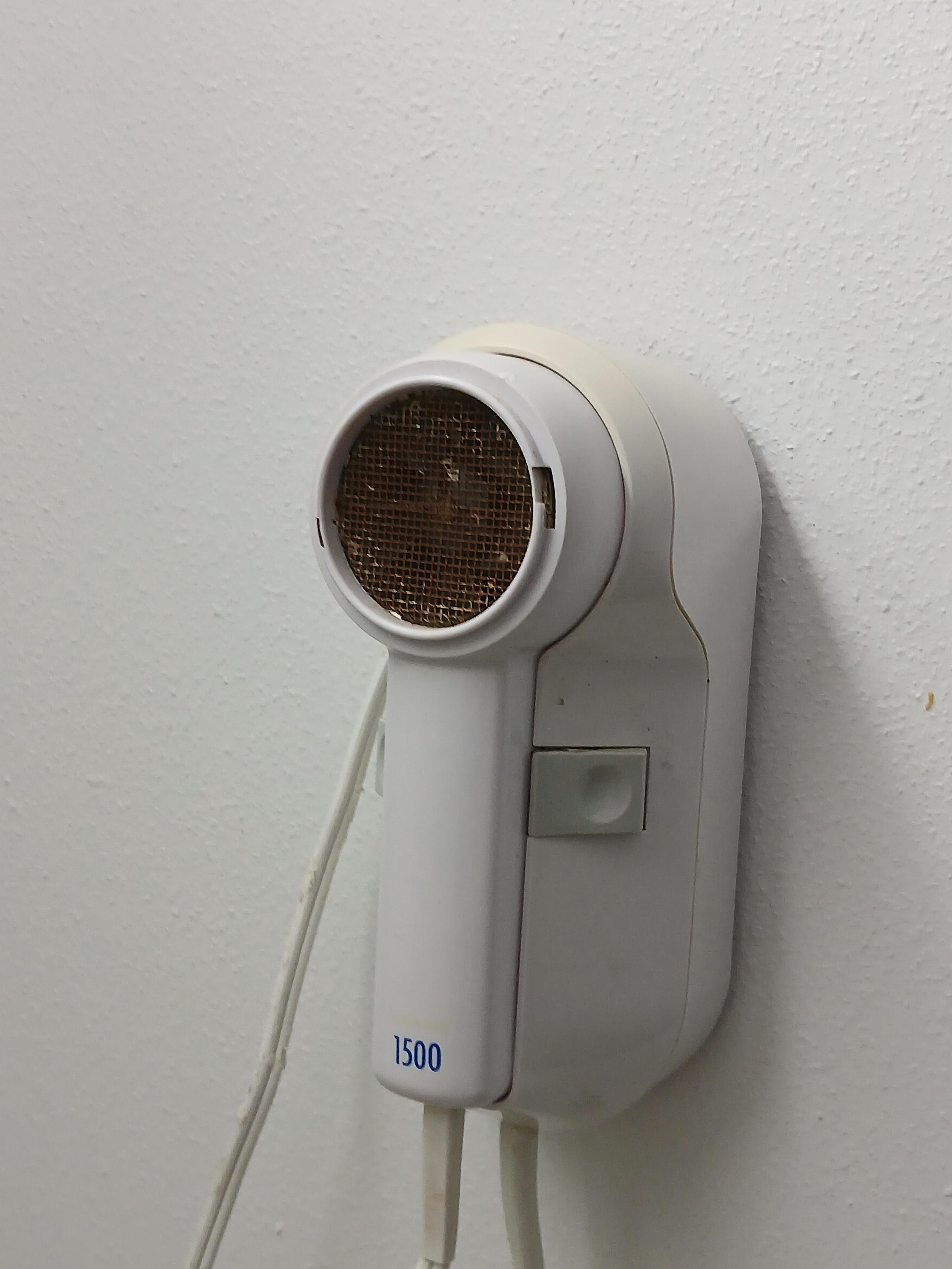 Blow dryer awful 