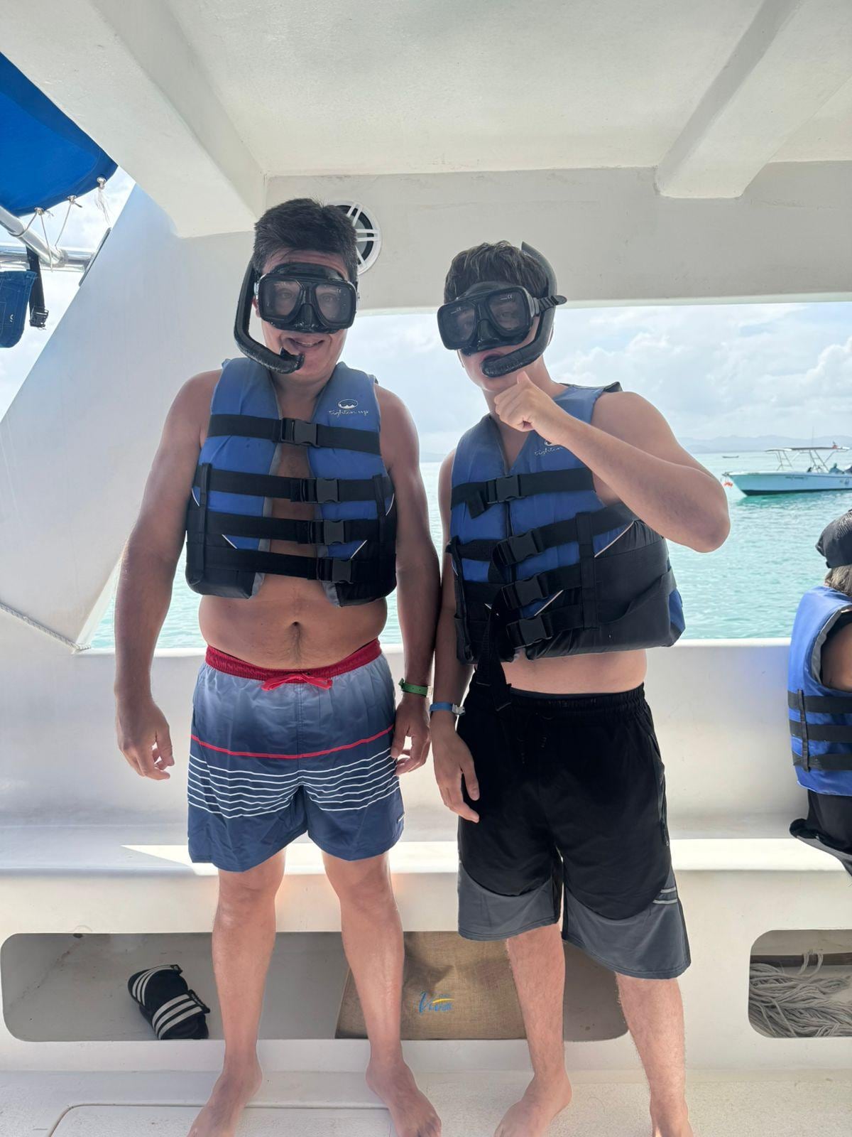 Muy buena la excursion a usla esmeralda