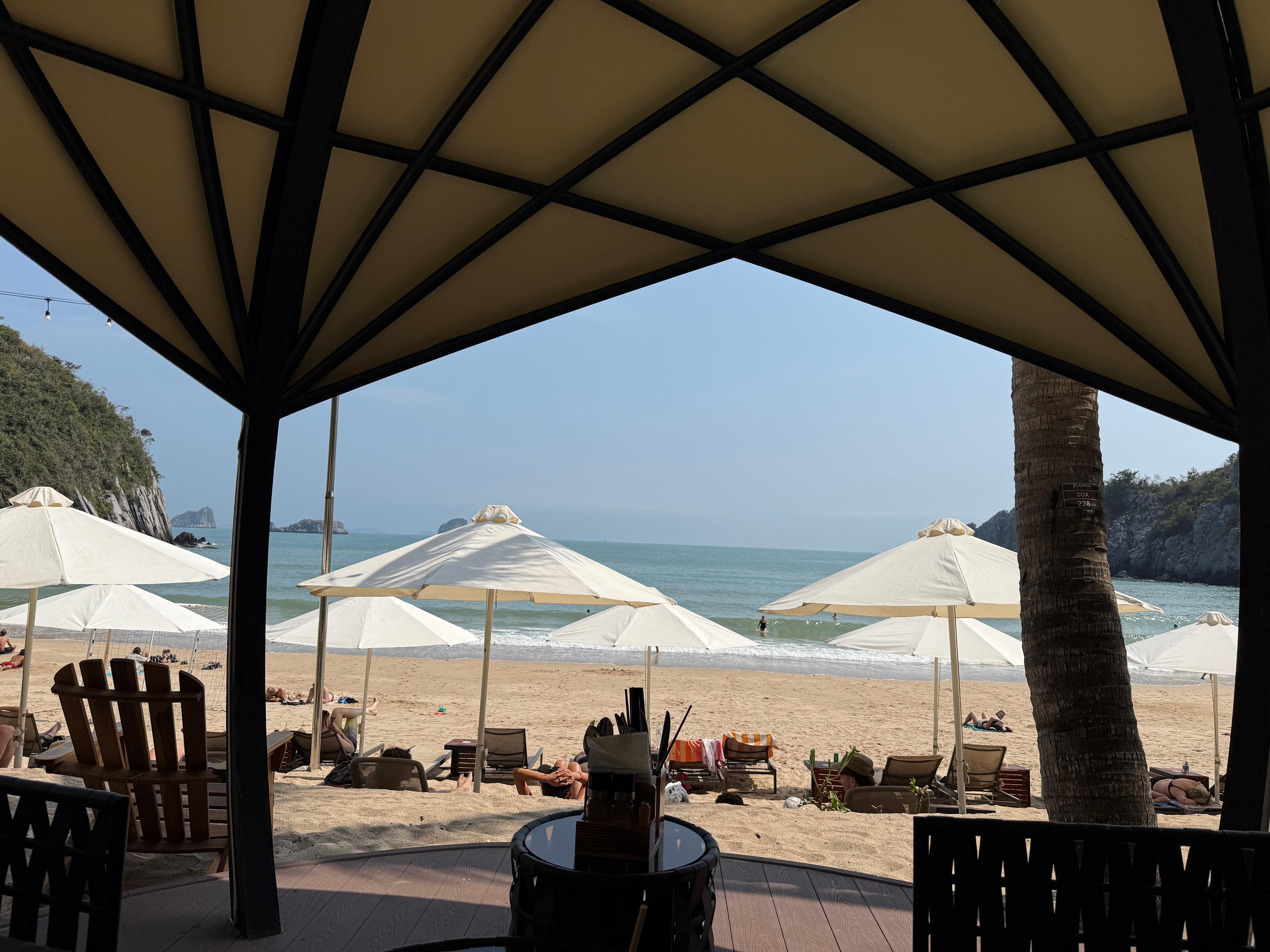 Beachside restaurant 