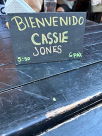 Pauline’s recommendation of a restaurant gave us a royal welcome.