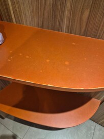 mobilier abimé