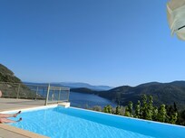 Pool cleaner visited during our 10 day stay