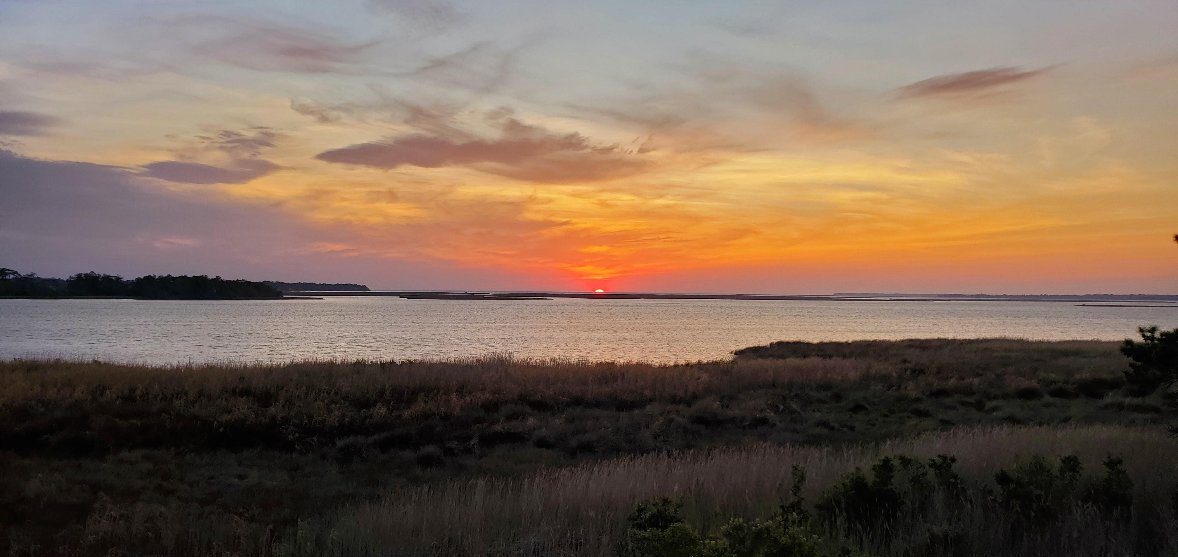 Relaxing sunset dinners on the deck.