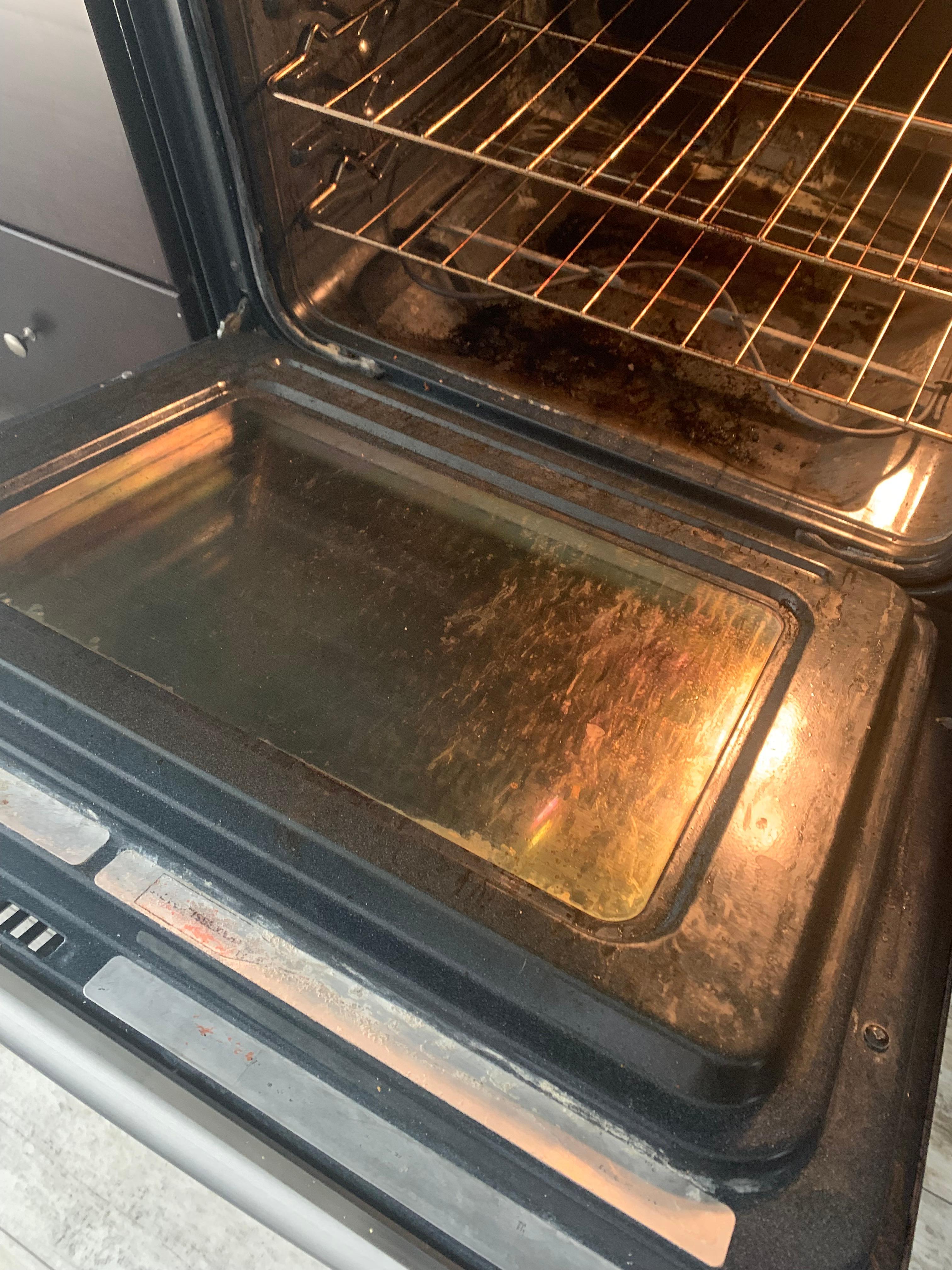 Filthy oven
