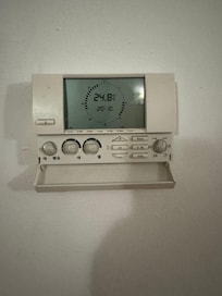 Temperature downstairs with windows wide open