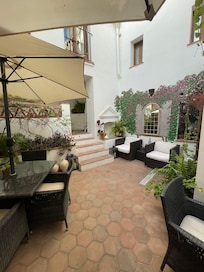 Relaxing courtyard seating area.