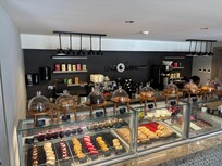 Koffie hoek uitgebreid met veel lekkers en perfecte koffies