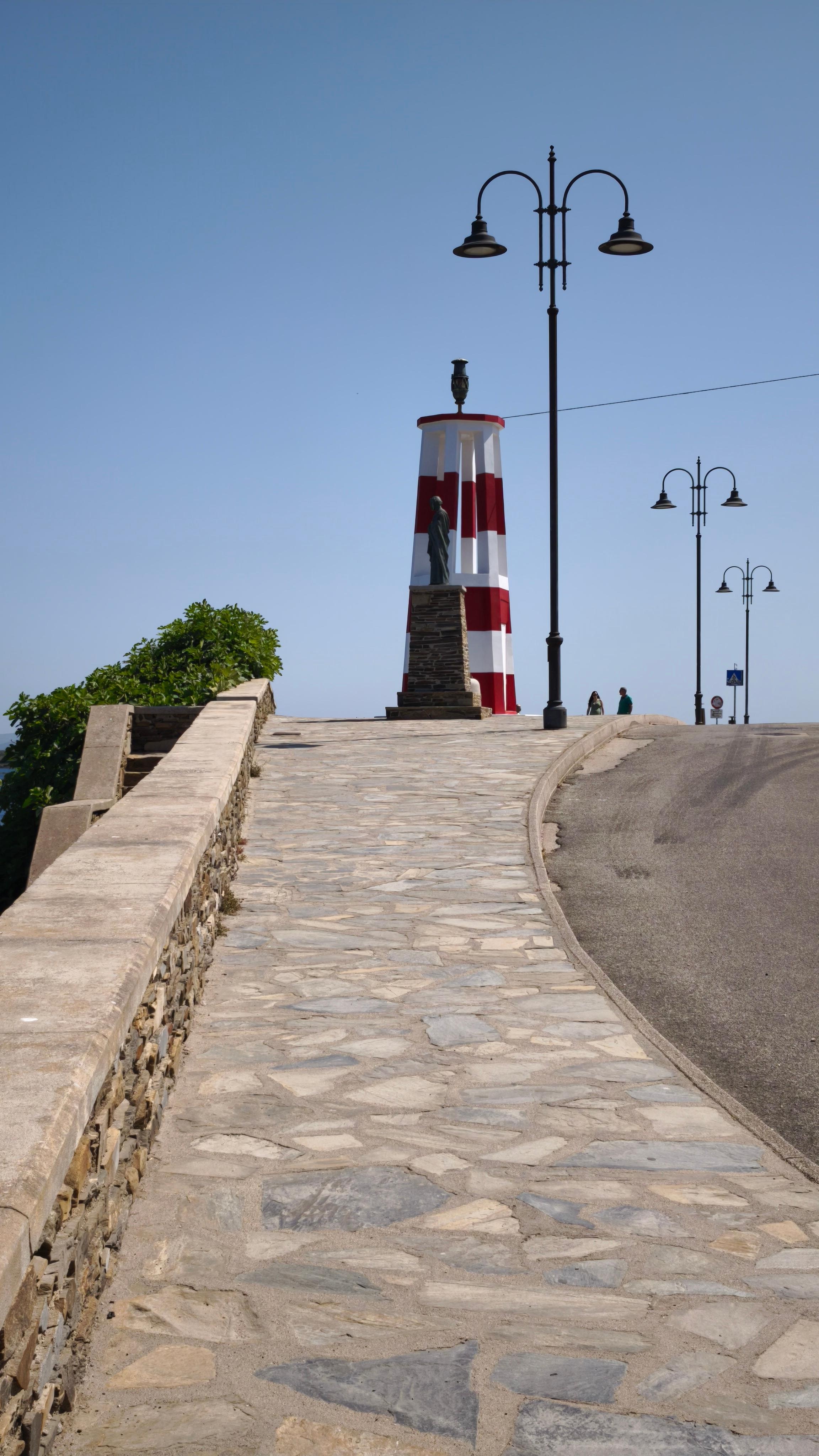 Kleiner Leuchtturm in Stintino 