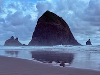 Cannon Beach, OR
(Dramatic)