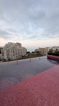 Rooftop pool