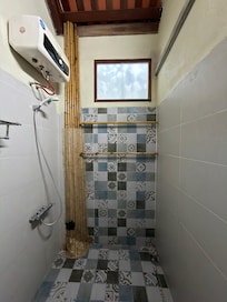 The worst shower we had in Vietnam