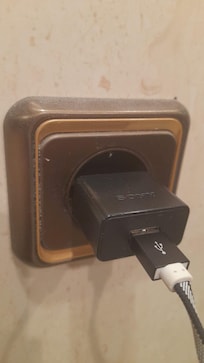 Capa de suciedad en enchufes