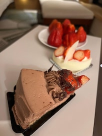 Patisserie on 1st floor, Stressed.