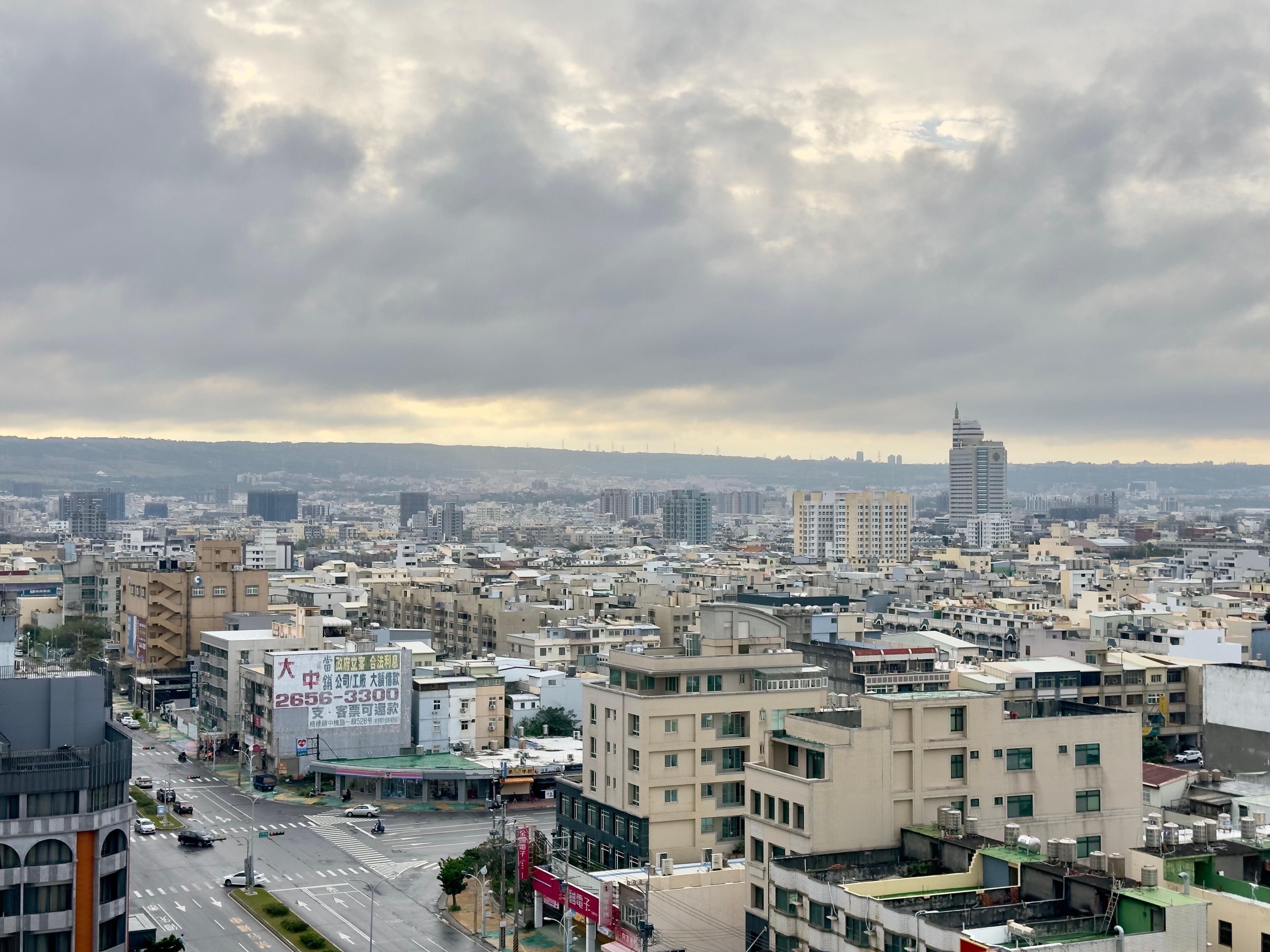 酒店房間向外眺望的風景。