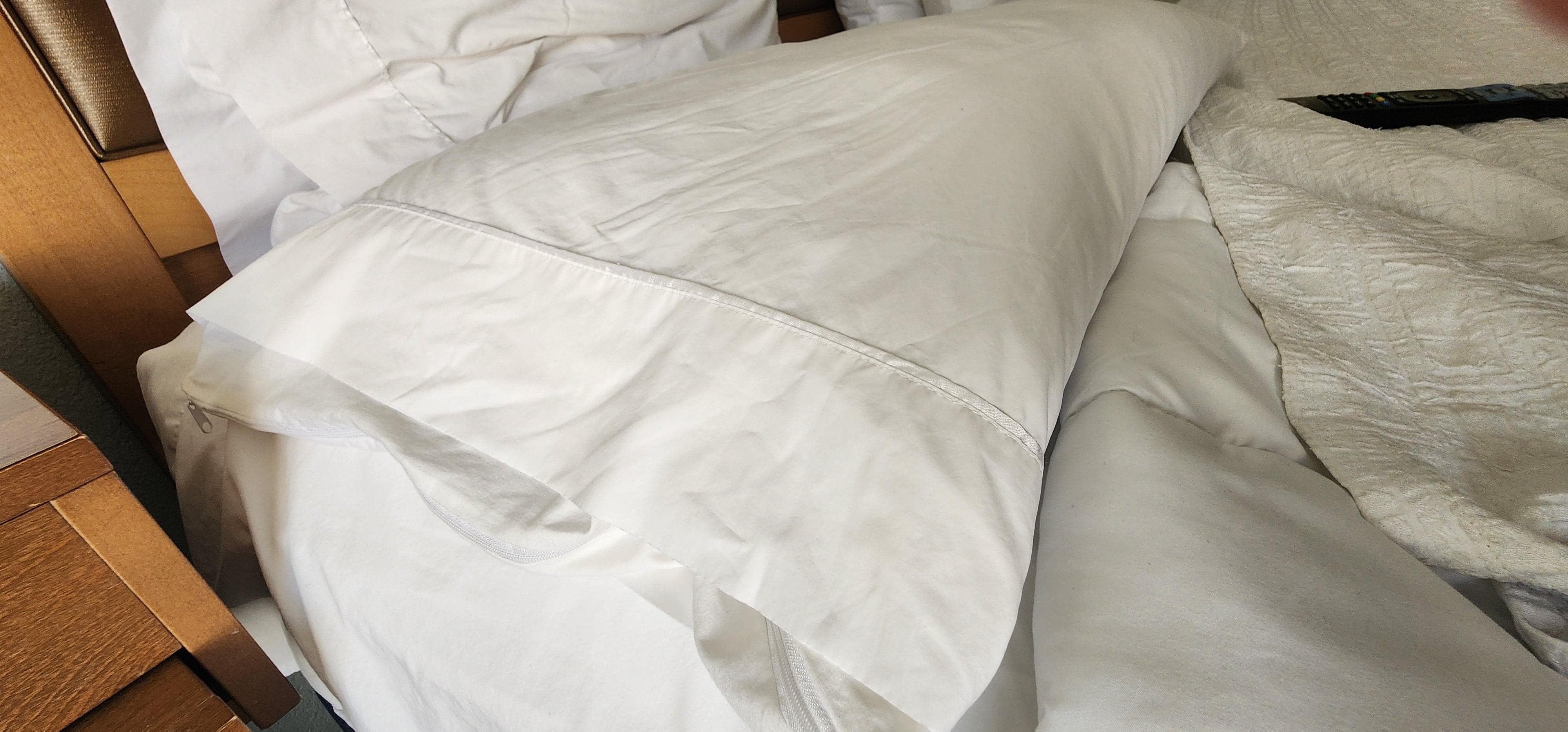 Flimsy bedding