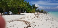 Dhangethi Bikini Beach