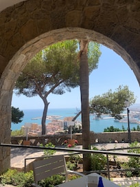 De charmerede buer på hotellet.