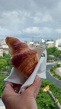Croissant sempre fresquinho e quentinho