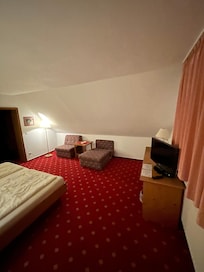 Ansicht: Bett -> Zimmer