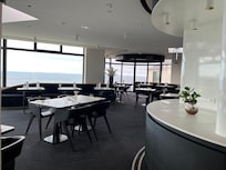 Salle à manger pour le restaurant et le Pdj