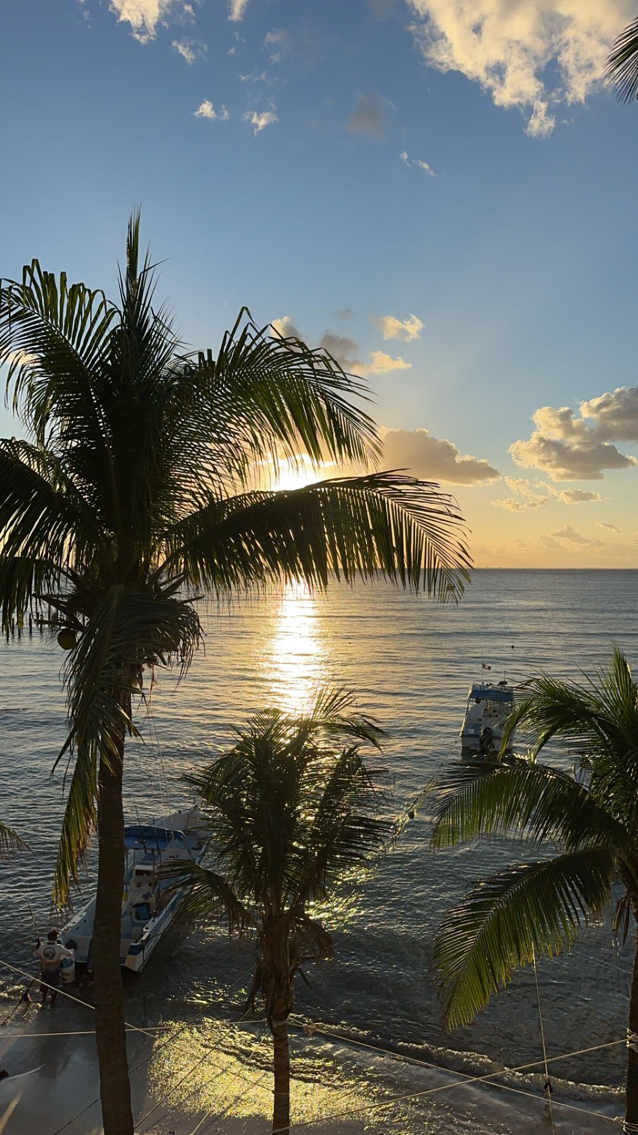 Beautiful morning sunrise from our lanai.