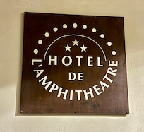 Hotel sign on Rue Diderpt