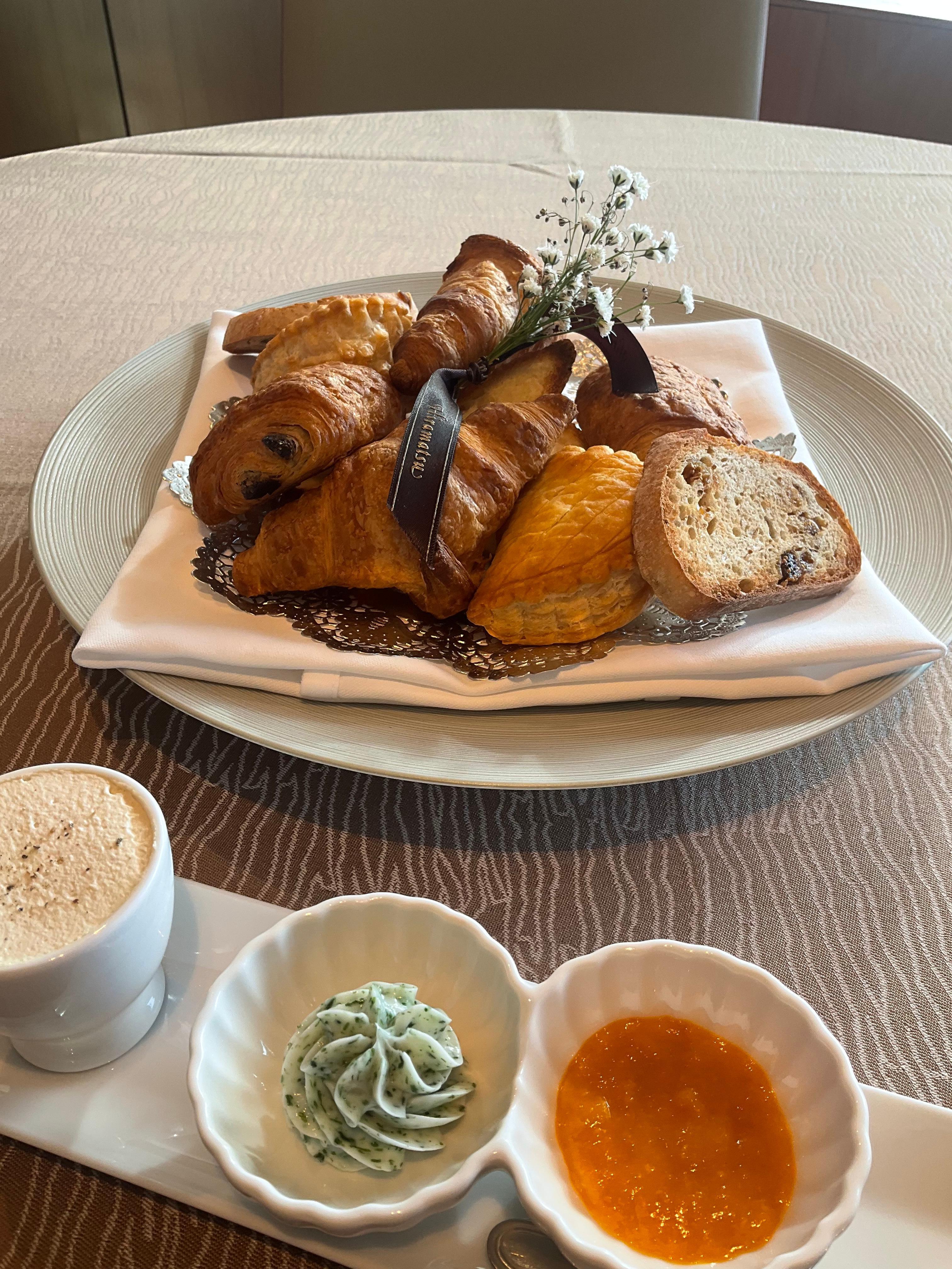 海をみながら朝食
シンプルながら美味しい