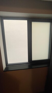 La fenêtre qui s’ouvre sur un mur