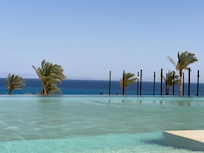 Hotel pool