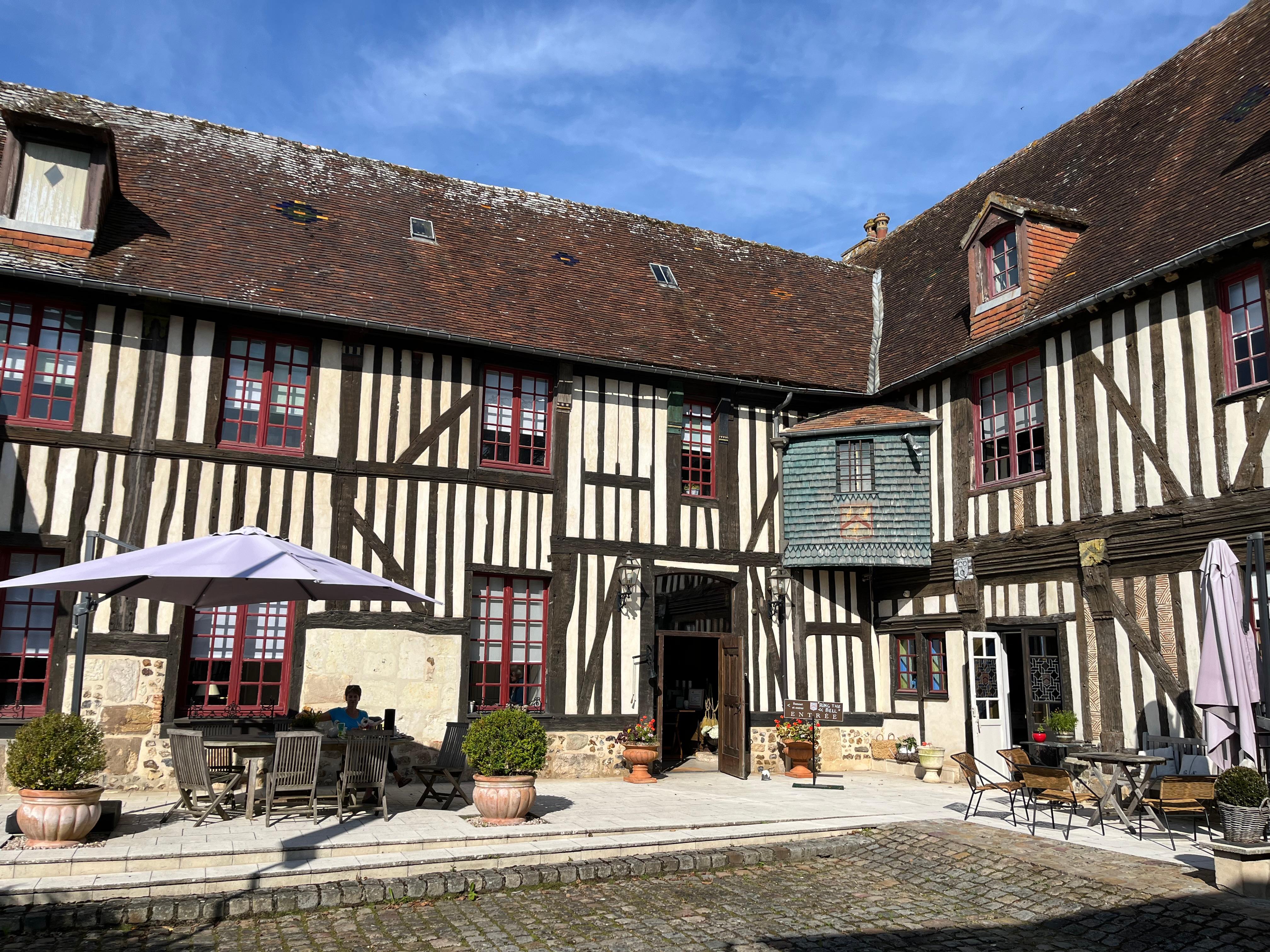 Le Manoir