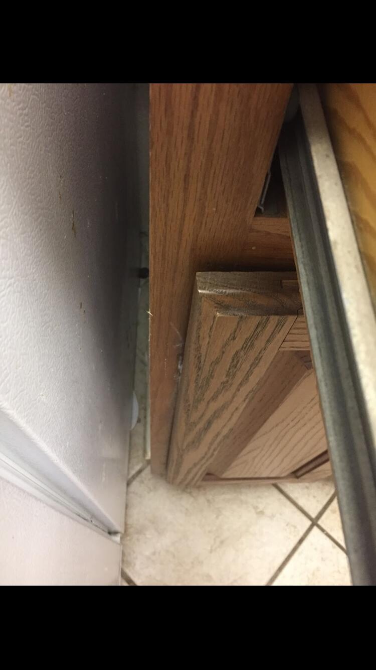 Fridge, floor in between