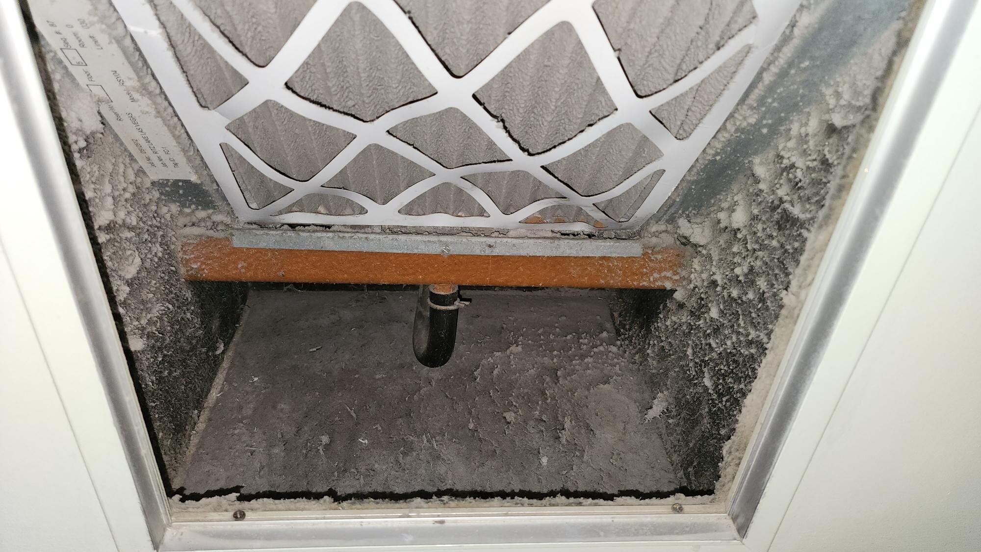 Filer and cavity are dirty, Filter needs to be replaced
