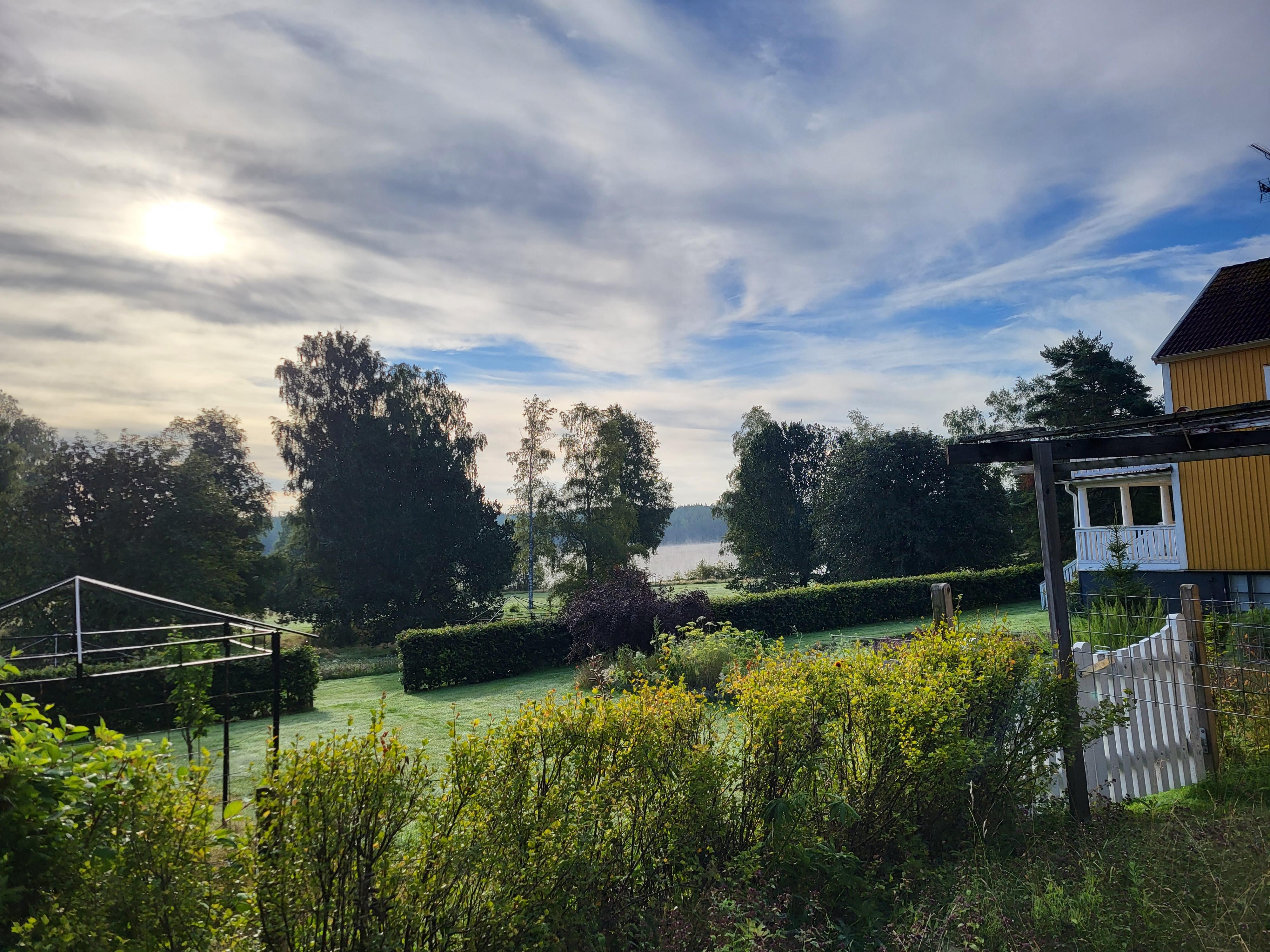 Bild tagen från frukosten mot hotellet