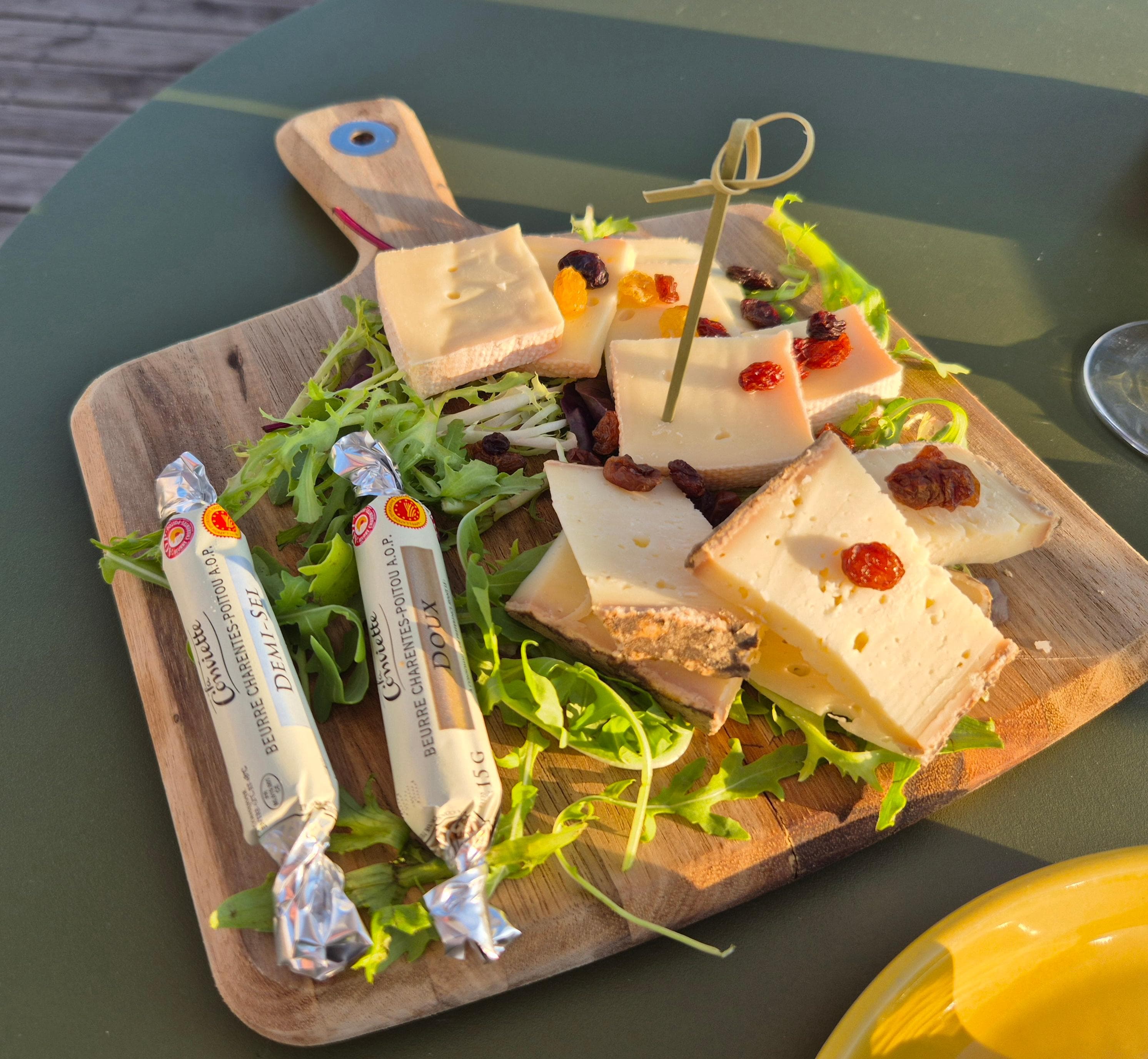 Mycket god och prisvärd osttallrik.