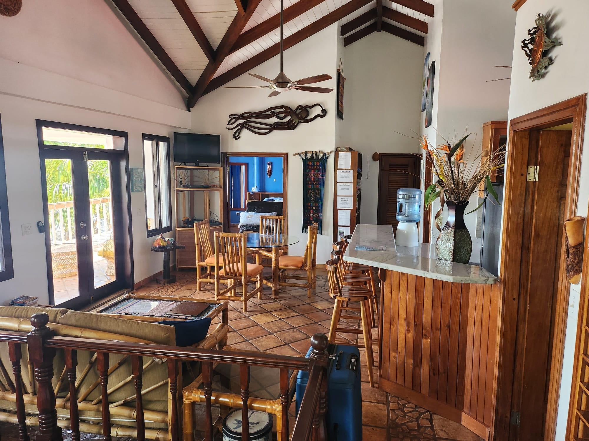 Clean and perfect set up for the main area.