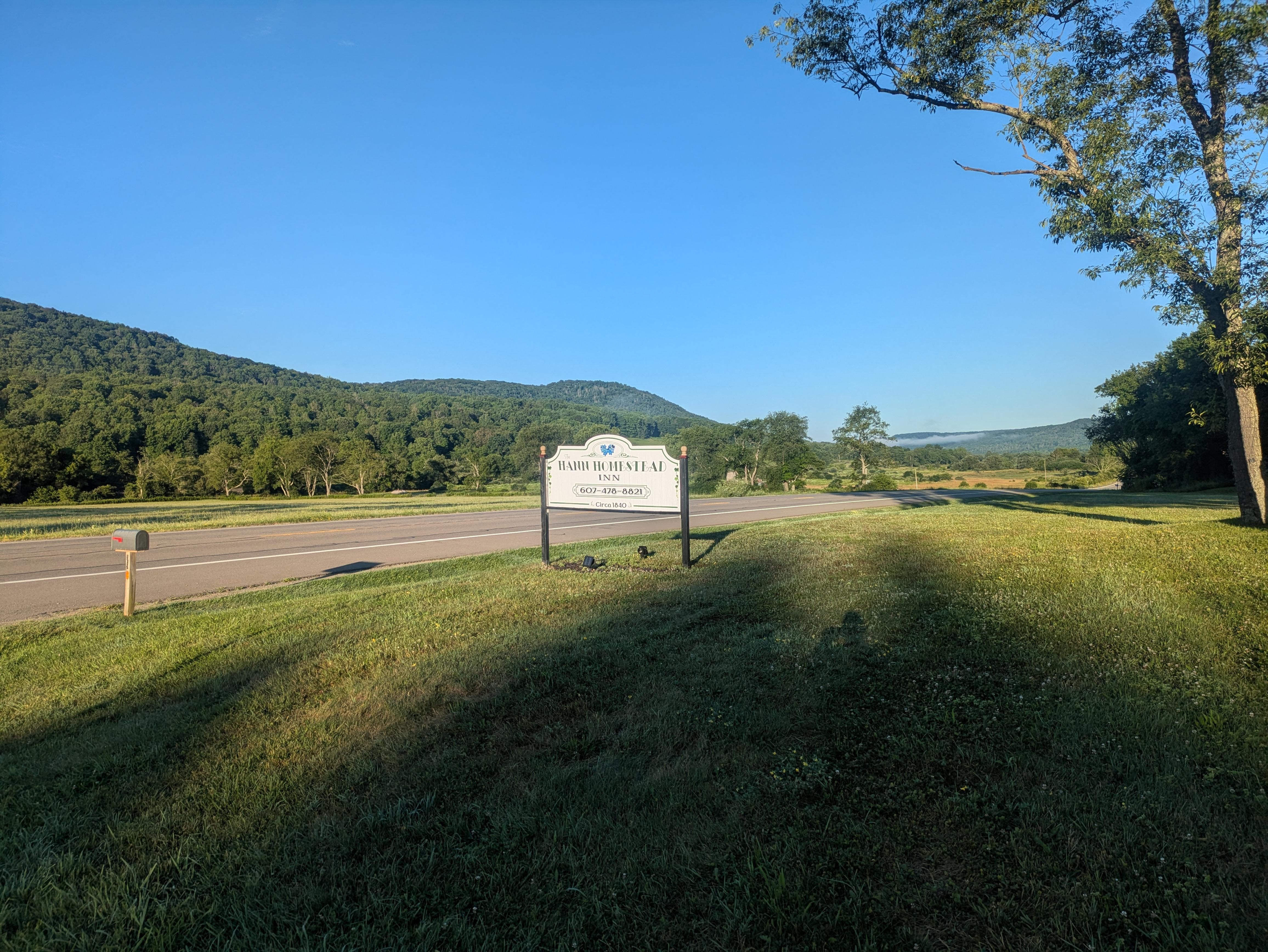 Road/Sign