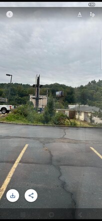 Ghetto run down location.